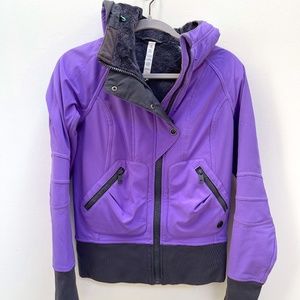 Lululemon Women's Purple Black Fleece Fur Winter Jacket Size 4